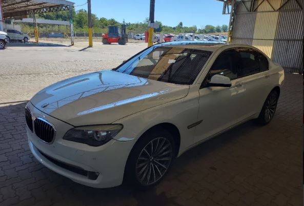 BMW 750I KA81 2011 2012 Gasolina